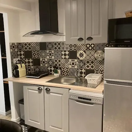 Saint-sauveur * ペルピニャン