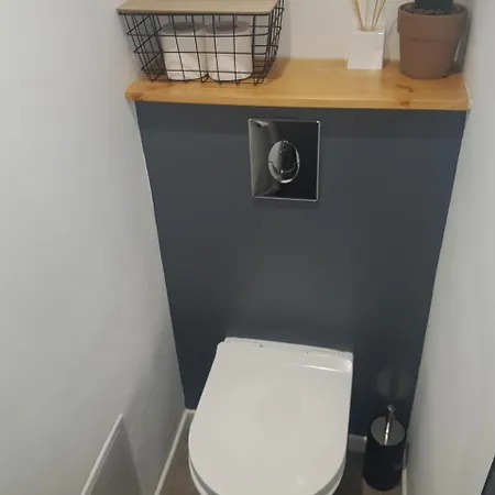 アパート Saint-sauveur